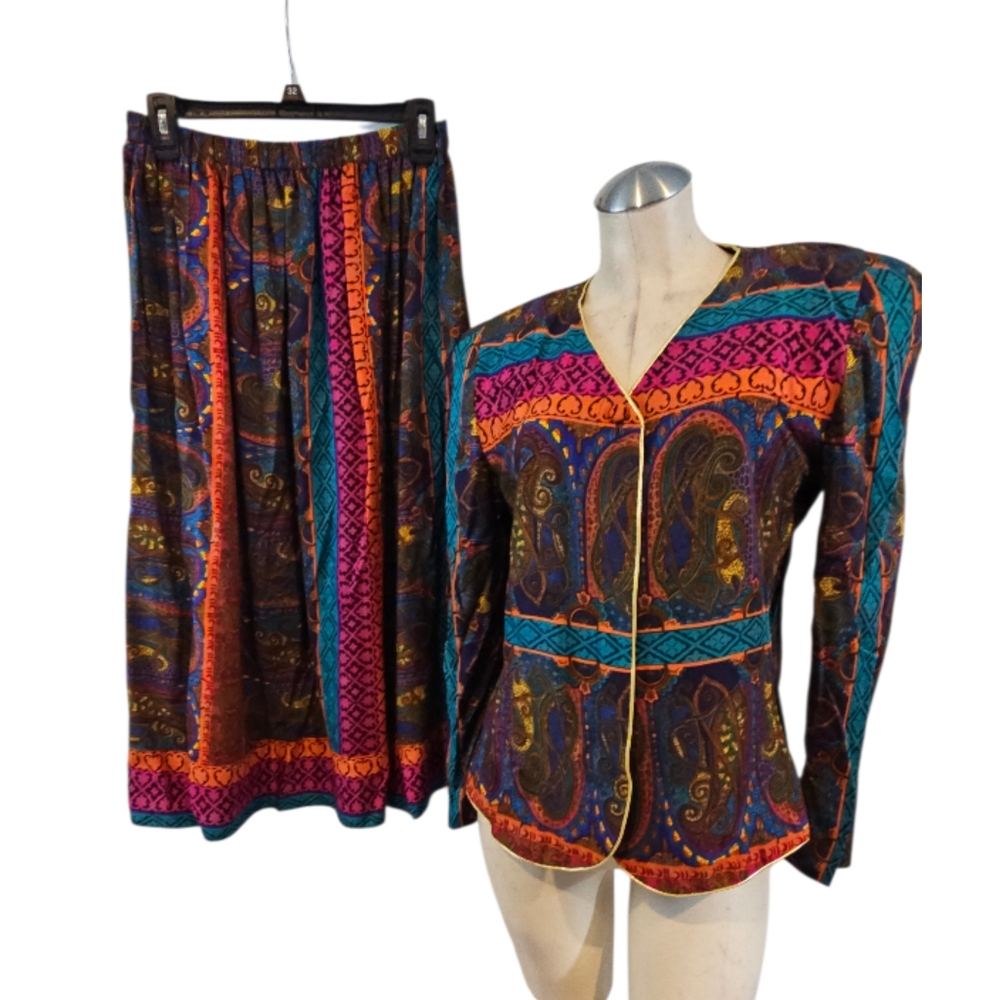 Vintage Lady Carol Size 12 Vibrant Suit Multi-color 1970s 1980s